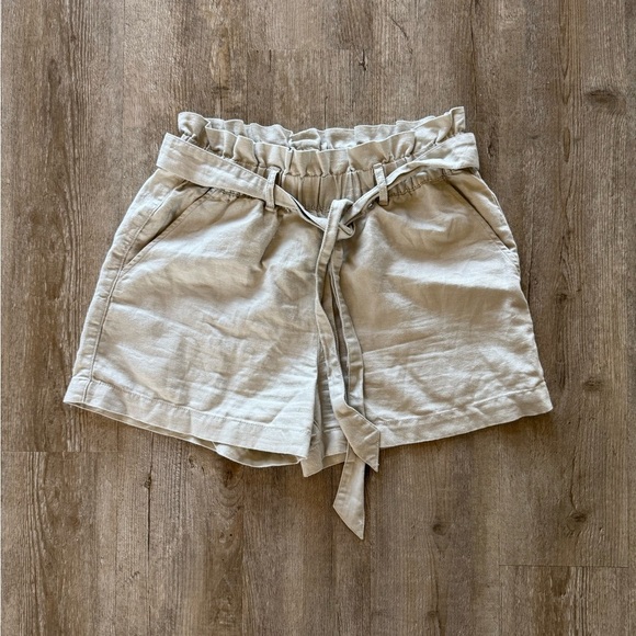 Nicole Miller New York Sailer Shorts with Belt - Picture 1 of 5
